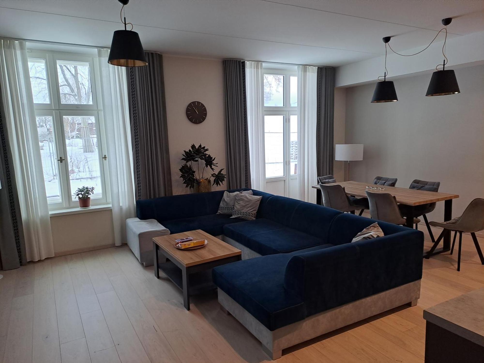 Emajoe Keeltekool Apartment 塔尔图 外观 照片